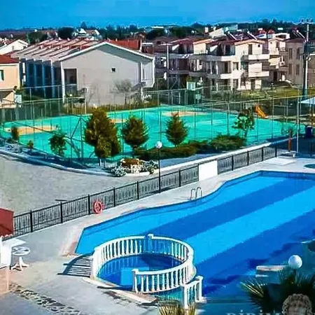 Didim'De Havuz,Deniz * Didim